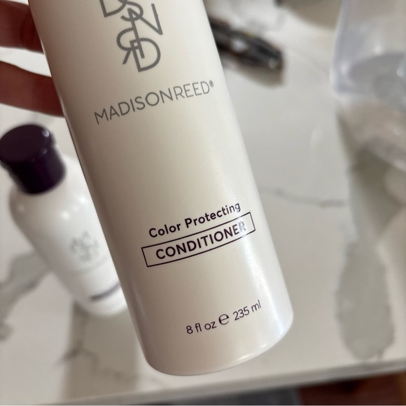Madison Reed Set of Shampoo and Conditioner 8oz Sealed - Picture 4 of 4